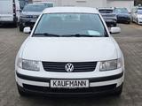 Volkswagen Passat 1,6 Klima el.SP Spieg. beheizbar teilb.Rü - gebrauchte Volkswagen Passat aus dem Jahr 1997