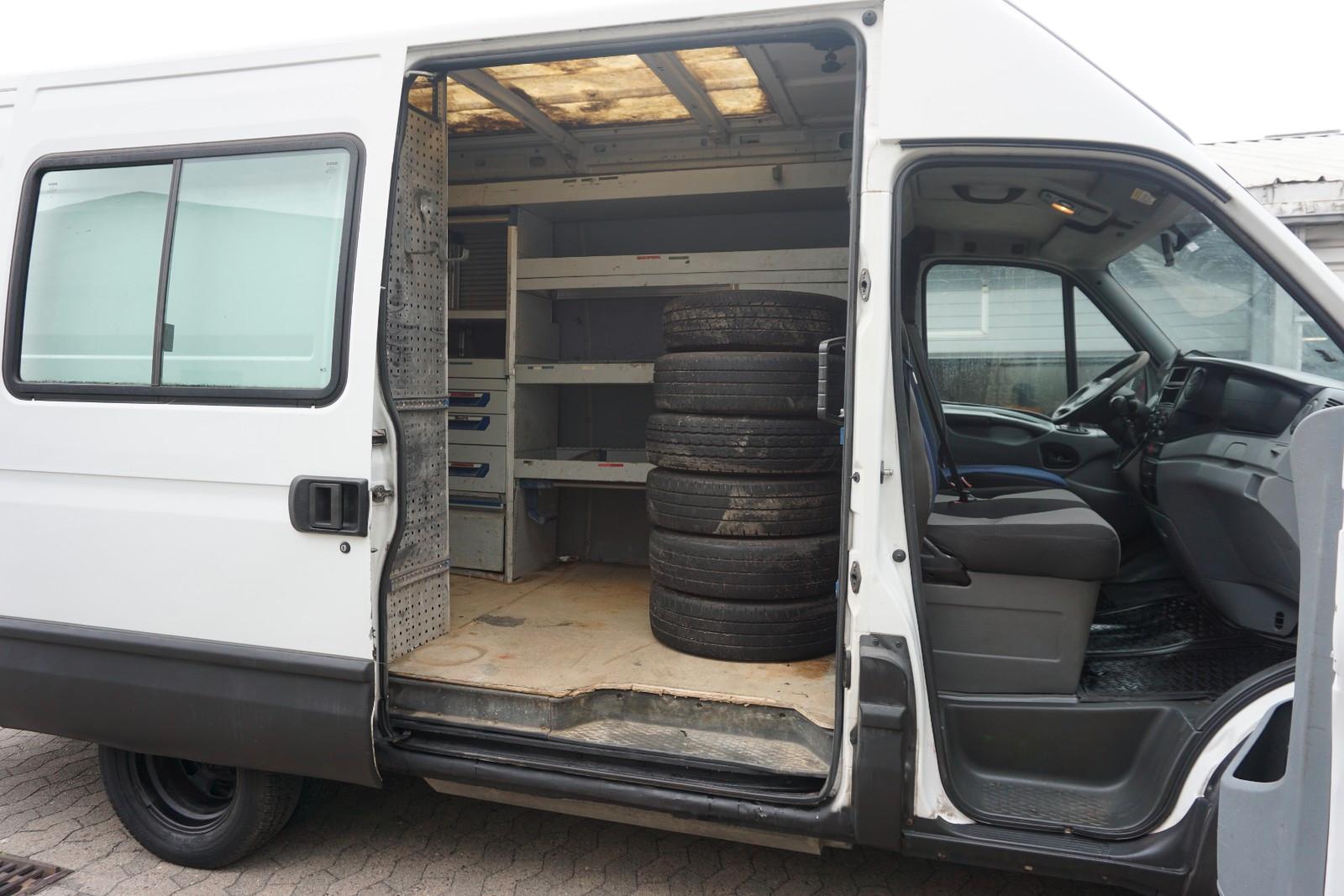 Iveco Daily Kasten Hoch+Lang 3.0 CNG ERDGAS *SORTIMO*
