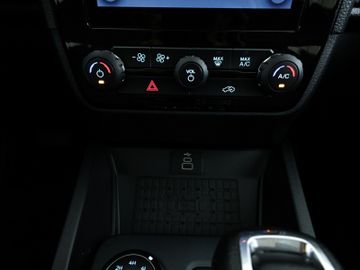 Ford Ranger - 12