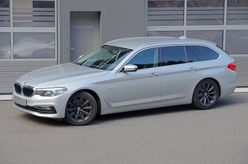 BMW 520d xDrive Sport Line*LED,HeadUp,Harmon&Kardon*