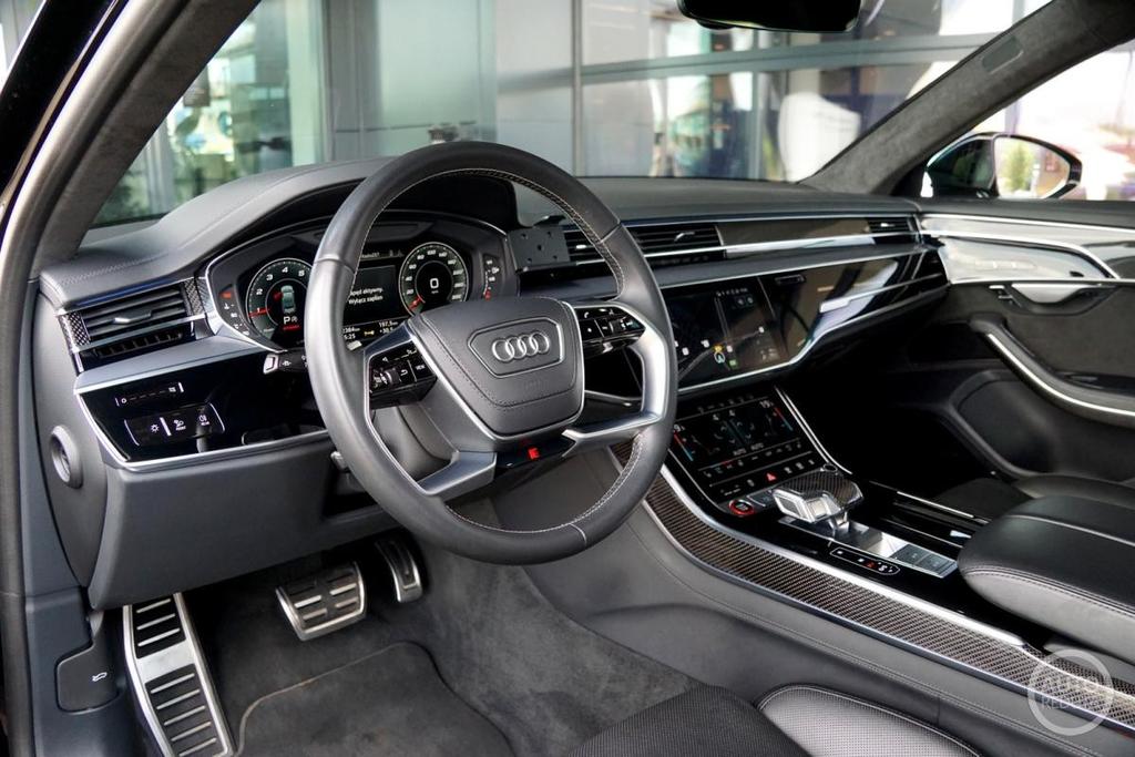 Audi S8