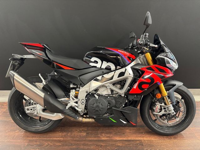 Aprilia TUONO V4 1100 FACTORY Time Attack