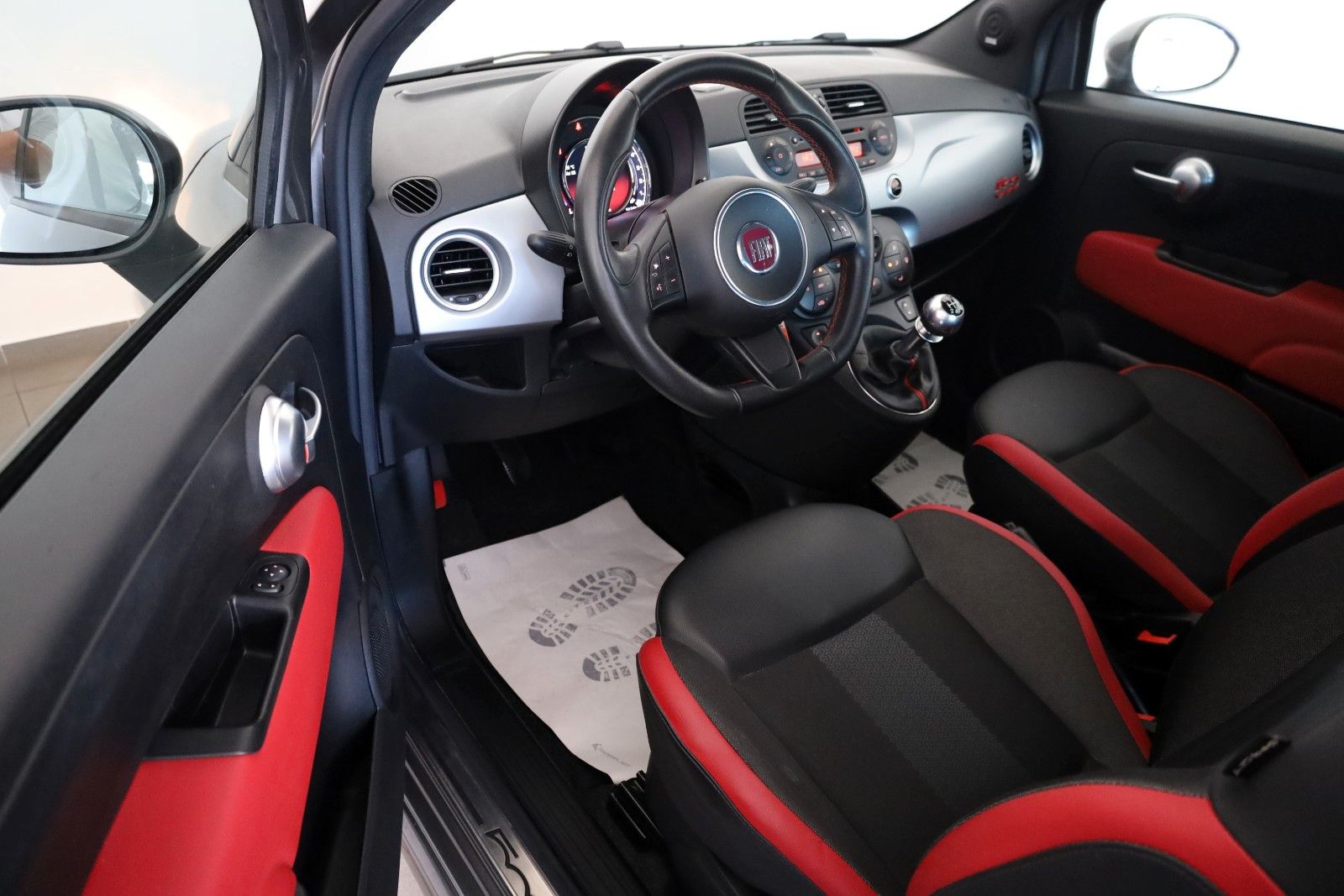 Fahrzeugabbildung Fiat 500 S Limited Edition Sport Paket Klimaautomatik