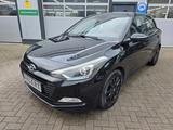 Hyundai i20 blue Style - Hyundai i20: Style