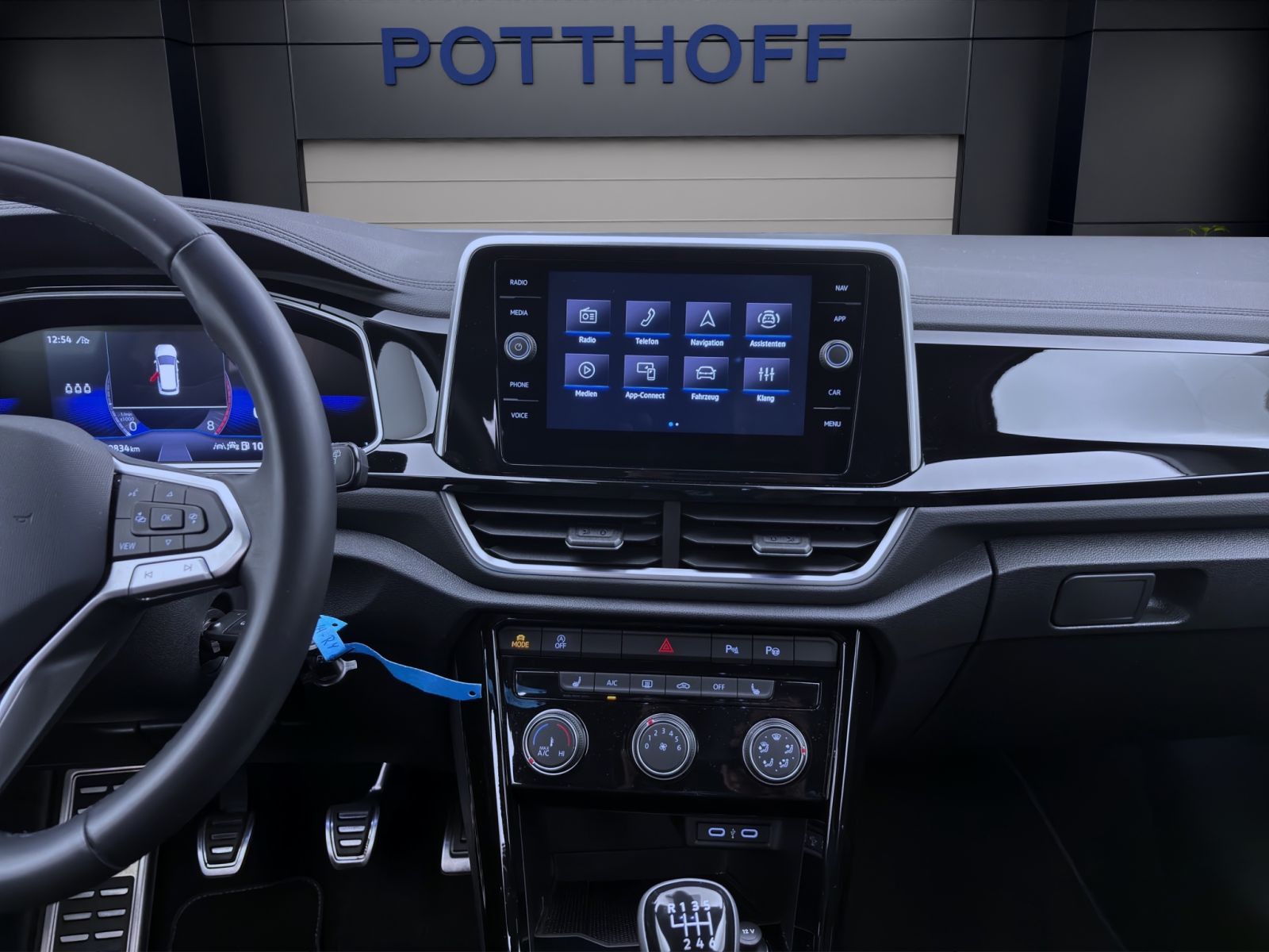 Volkswagen T-Roc - Bild 15