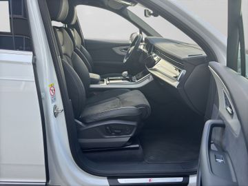 Audi Q7 - 4