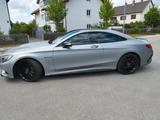 Mercedes-Benz S 500 4MATIC AMG Line Coupé AMG Line Designo Led - Mercedes-Benz S 500: Grau