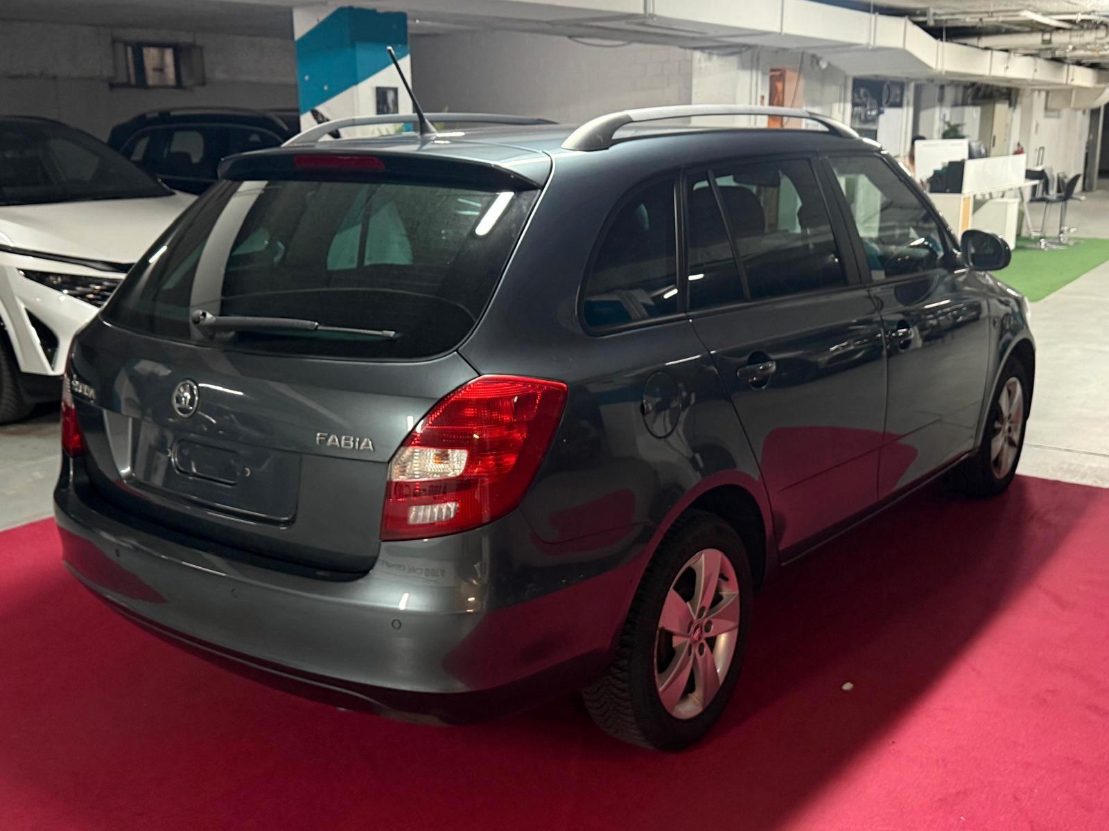 Skoda Fabia Combi Ambition *HU/AU Neu*