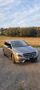 Mercedes-Benz B 200 Schaltgetriebe, 8fach bereift, 2.Hand - Mercedes-Benz B-Class: Von Privat