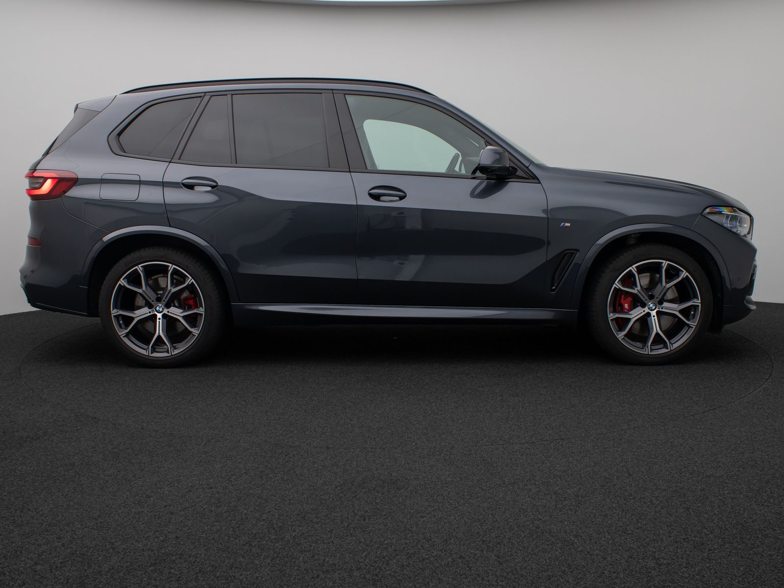 Fahrzeugabbildung BMW X5 xD40d M Sport SkyLounge 360°HUD DAB HiFi 21"