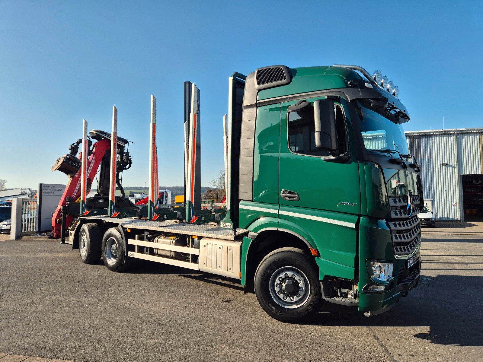 Fahrzeugabbildung Mercedes-Benz Arocs 2751 L 6x2/4 HAD Kurzholz Cranab TZ12.2