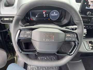 Fiat Doblo Maxi M1 1.5 130cv Kam.+Navi+SHZ+2xKlima