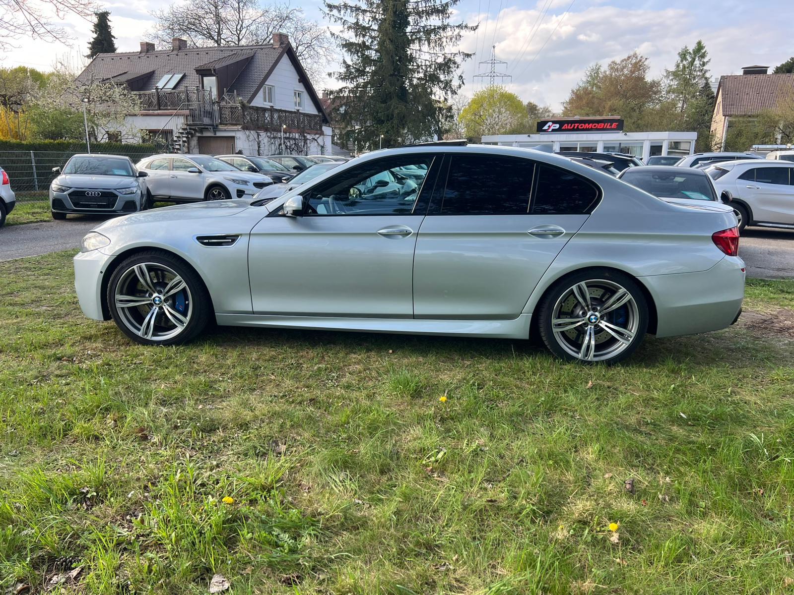 BMW M5  DKG*F10*Head-Up*20 Zoll*GSD*Deutsche Auto