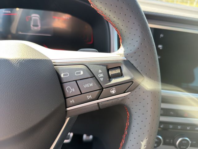 Ateca FR 2.0TDI KAMERA NAVI AHK ACC FACEL. LED