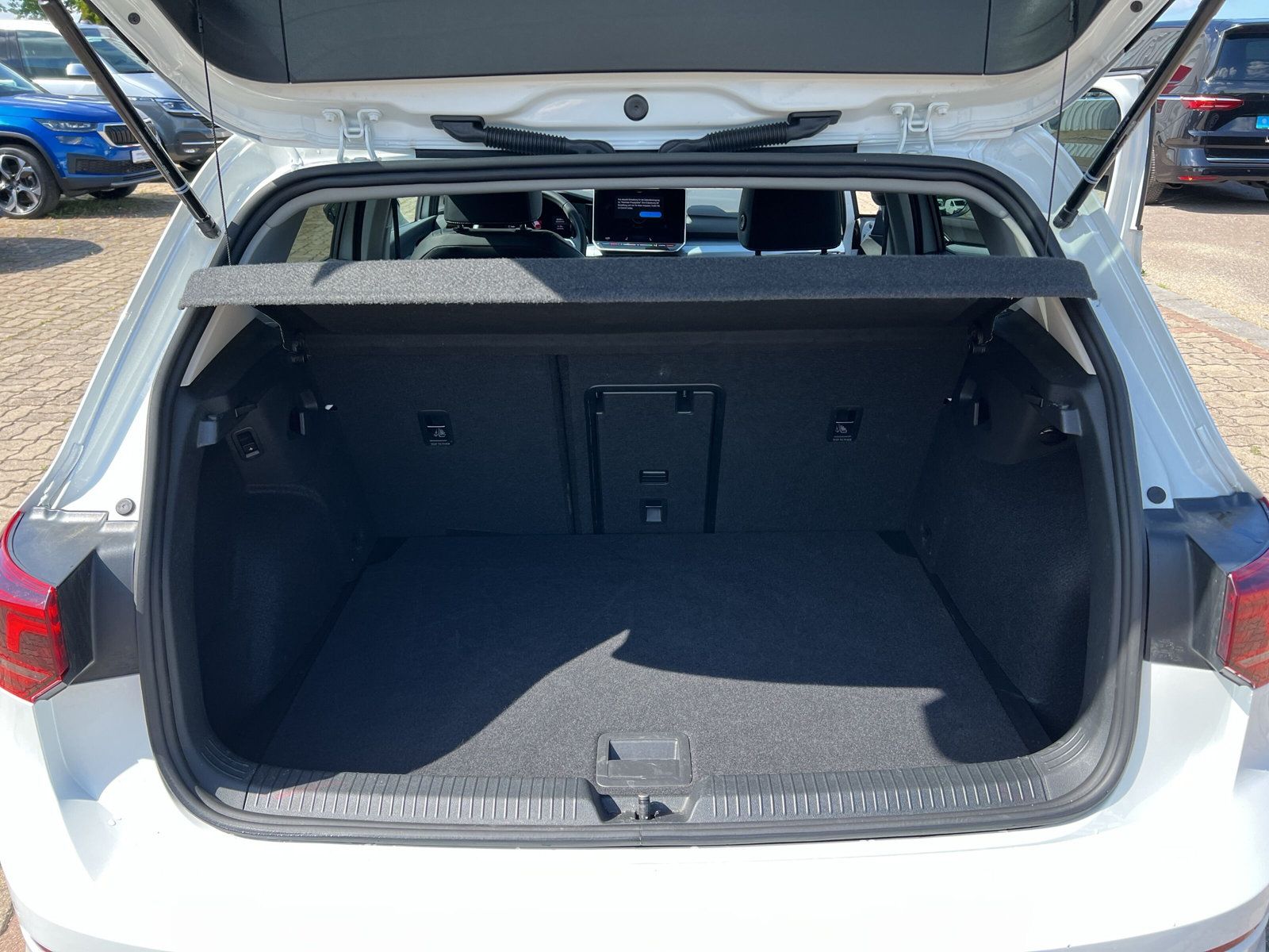Volkswagen Golf - Bild 8