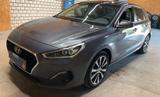 Hyundai i30 1,4 AT NAV/PANO/SHZ/LED/CAM/ACC/KEYLE./GARA. - Hyundai i30 in Mannheim