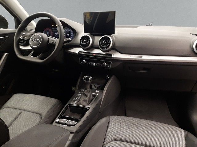 Fahrzeugabbildung Audi Q2 advanced 35TFSI Matrix AHK Navi Kamera 19"
