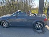 Audi TT Roadster 1.8T 132 kW - - Audi TT aus 2000: Roadster