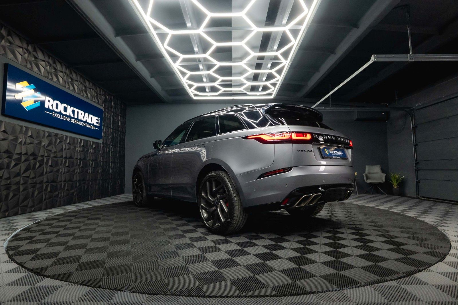Fahrzeugabbildung Land Rover Velar SV Autobiography Dynamic Edition *ACC*19%*