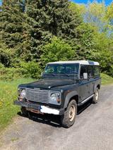 Land Rover Defender 110 TD4 Station Wagon E E - Land Rover Defender in Essen