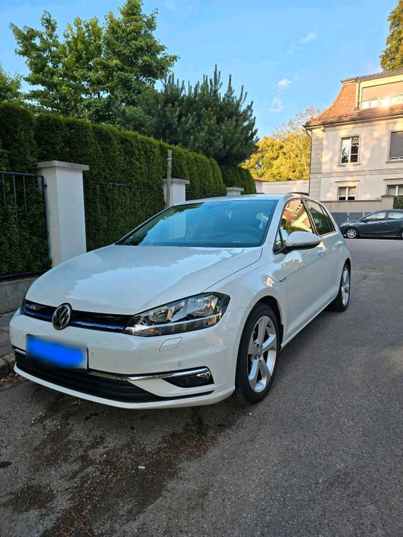 Image of Volkswagen Golf