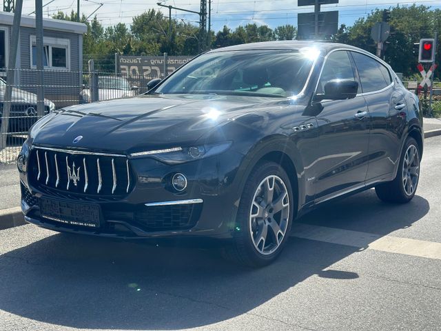 Maserati LEVANTE GRANLUSSO Q4*SERVICE BEI MASERATI *