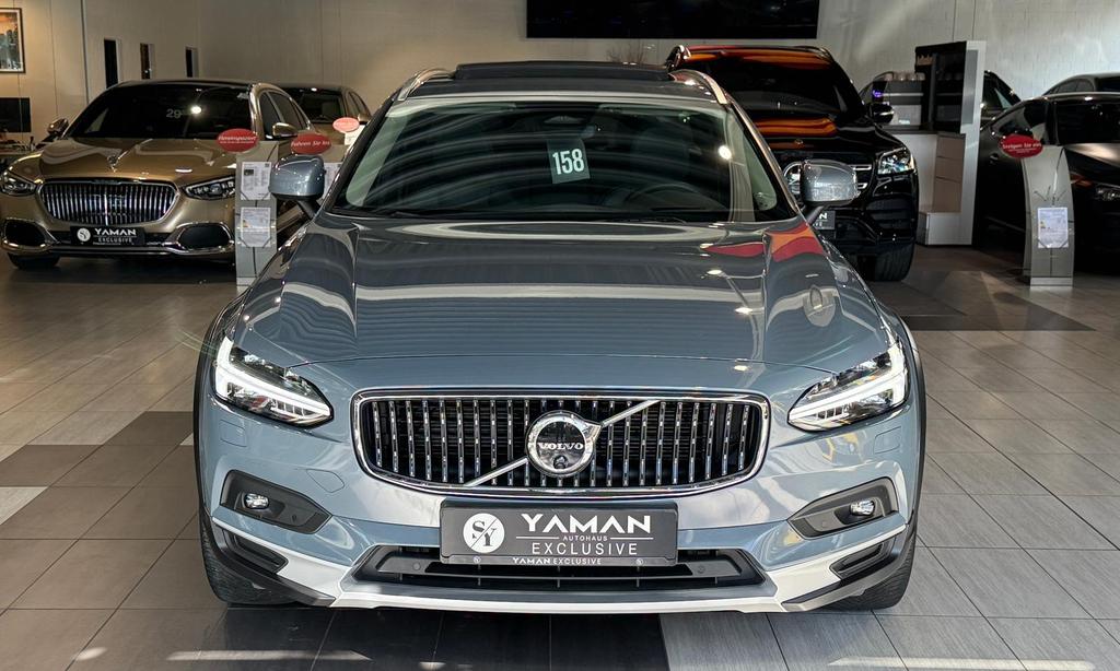 Volvo V90 Cross Country