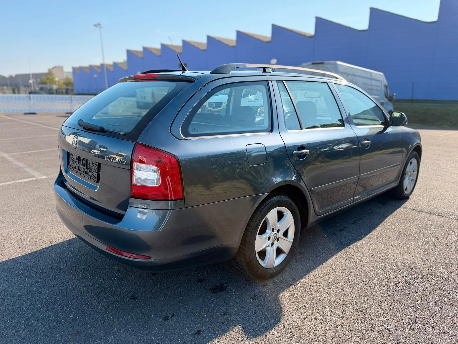 Skoda Octavia 2009 — photo 5