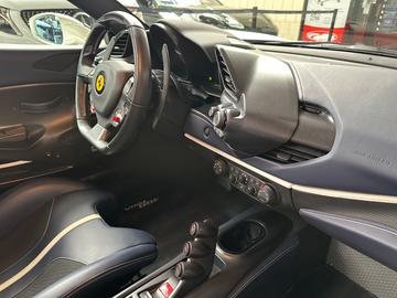 2020 Ferrari 488 PISTA 缩略图 27