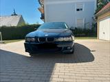 BMW E39 523i - BMW 523 aus 2000: 523i
