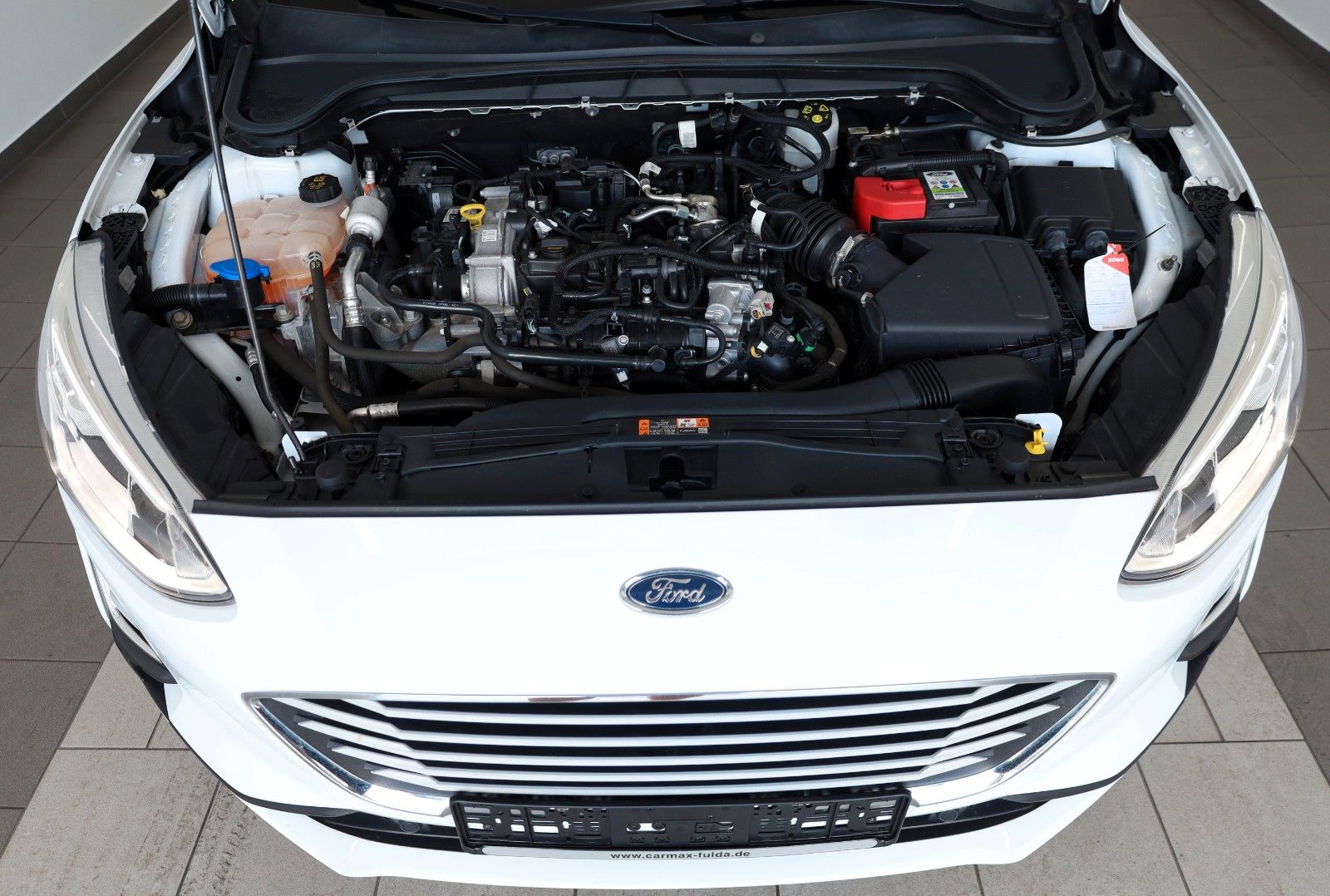 Fahrzeugabbildung Ford Focus Lim. Trend SH,PDC,8 fach bereift