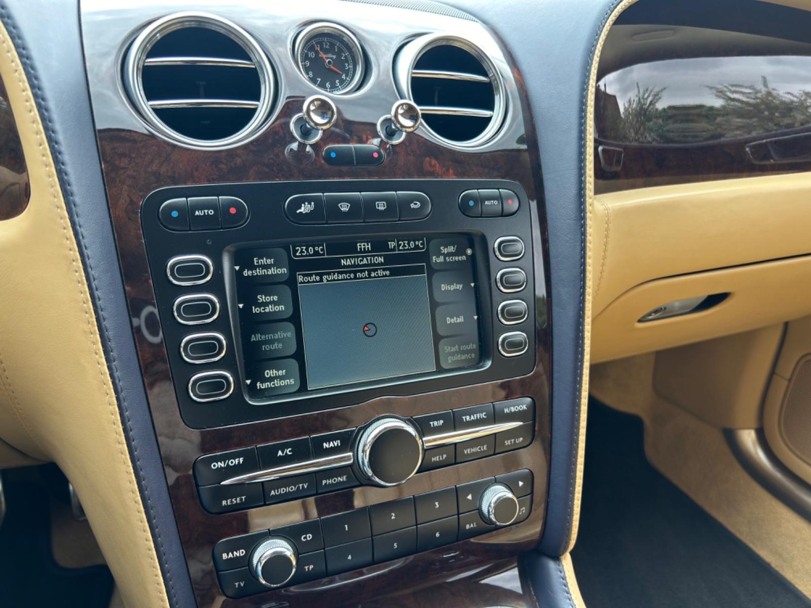 Bentley Continental Flying Spur W12 *Keyless*GSD*HU Neu*