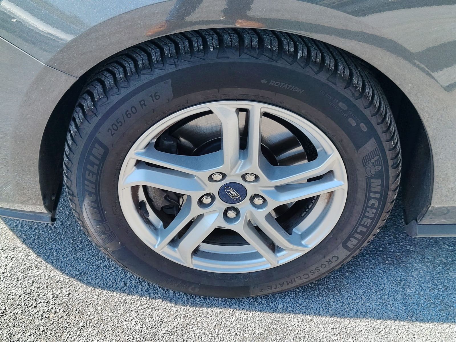 FORD Focus  Turnier 1.0 EcoBoost Cool&amp;Connect Navi – Bild 3