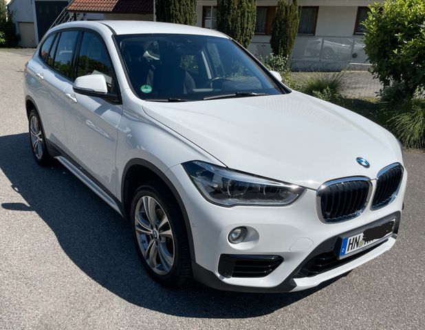 BMW X1 sDrive18i Advantage Anhängekupplung