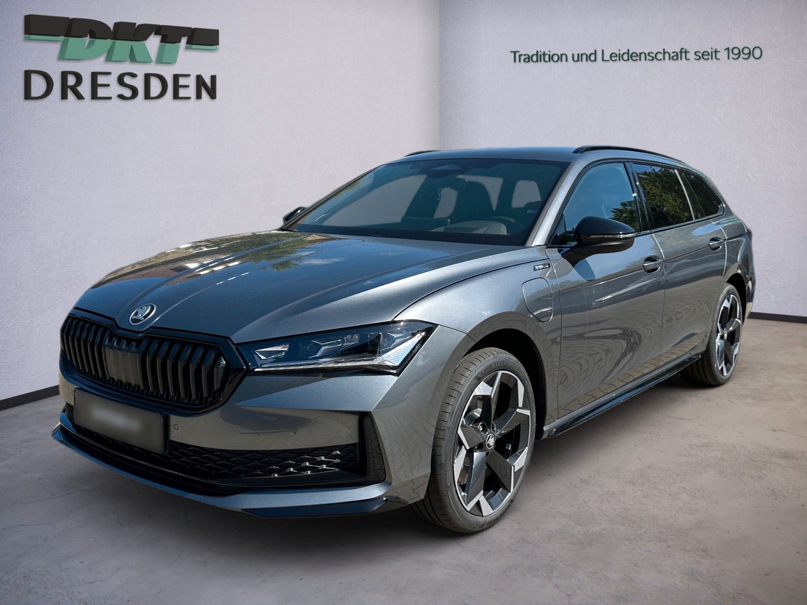 Skoda Superb Combi 1.5 TSI iV 150 kW Sportline/AHK/HU