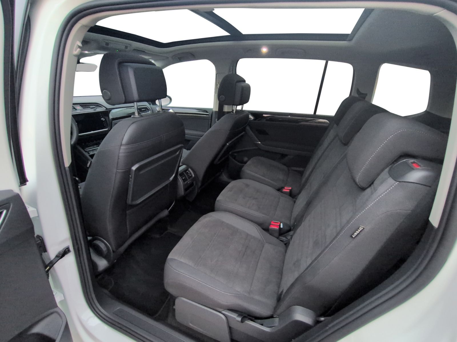 Touran Highline 1.5 TSI DSG STHZ+KINDERSITZ+AHK+