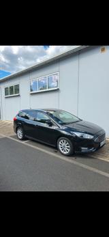 Ford Focus Titanium Turnier VIELES NEU!! - Ford Focus in Mainz