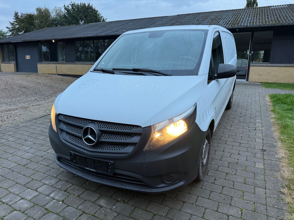 Image of Mercedes-Benz Vito