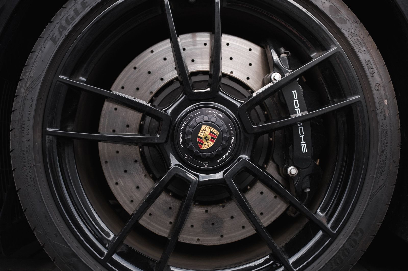 Fahrzeugabbildung Porsche 992/911 Targa 4 GTS-Lift-Inno-Burm.-Nachtsicht