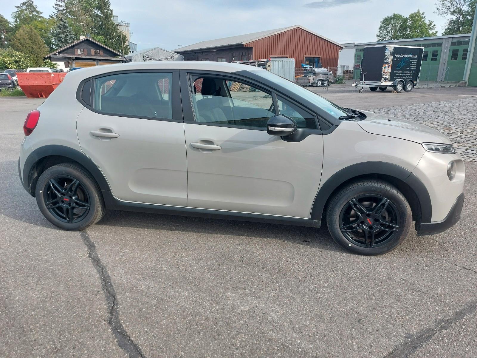 Citroën C3 Feel 1.2VTI Zahnriemen neu!