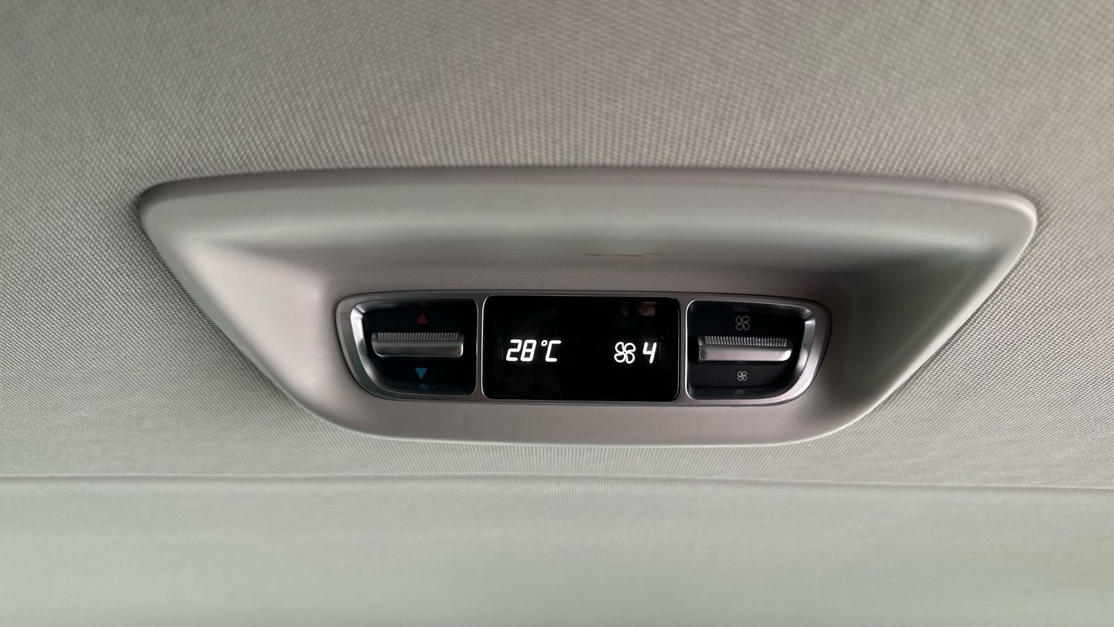 Fahrzeugabbildung Mercedes-Benz V 250 d EDITION extralang AHK*NAVI*KAMERA*17"ALU