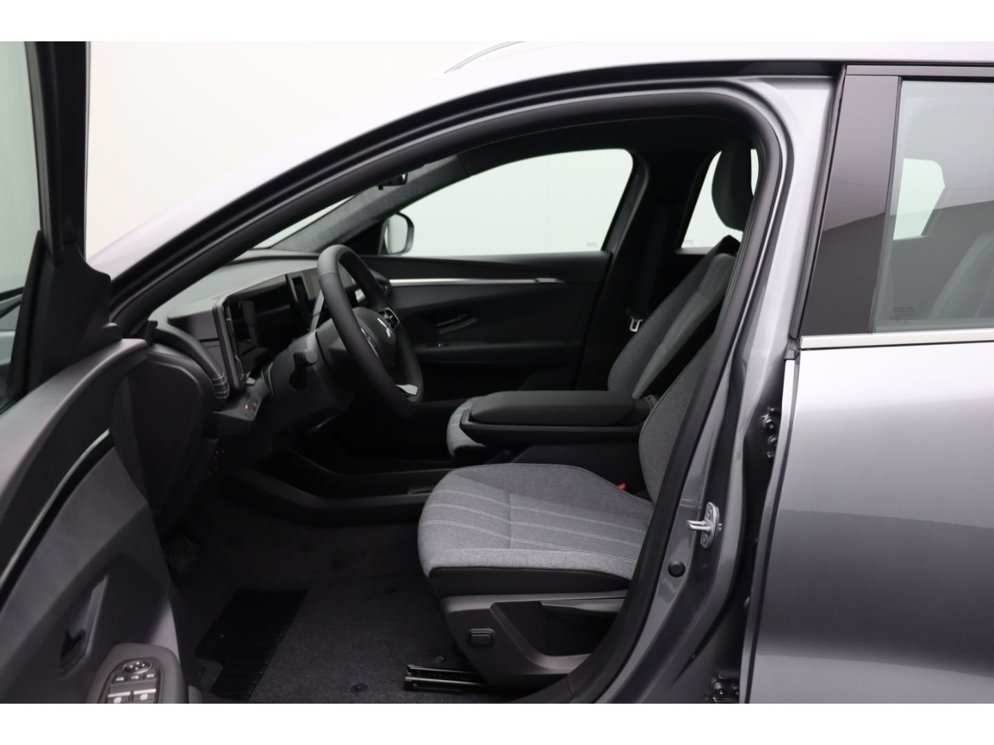 Fahrzeugabbildung Mitsubishi Eclipse Cross Diamant Plus 11 KW ACC LED SHZ