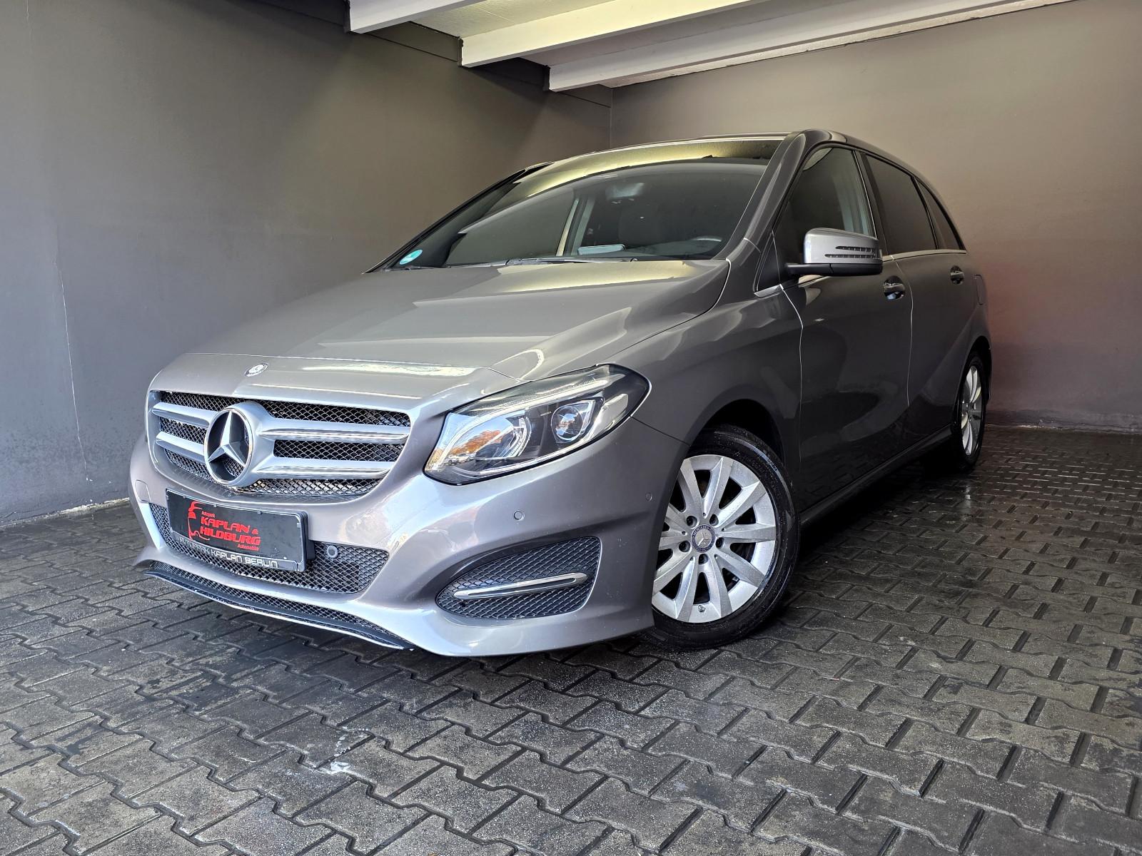 Mercedes-Benz B 200 d, NAVI, LED SCHEINWERFER, PDC