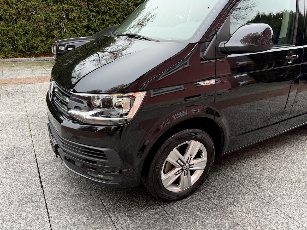 Volkswagen T6 Multivan 2.0 TDI | 204 ch | BVM | 7 places | Alcantara | Régulateur adaptatif | Caméra de recul | Chauffage stationnaire