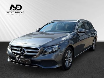 Mercedes E 220 - 1