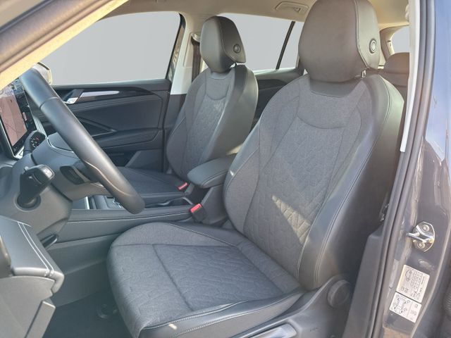 Tiguan 2.0 TDI DSG Life *Navi(15'')*IQ.DRIVE*AHK