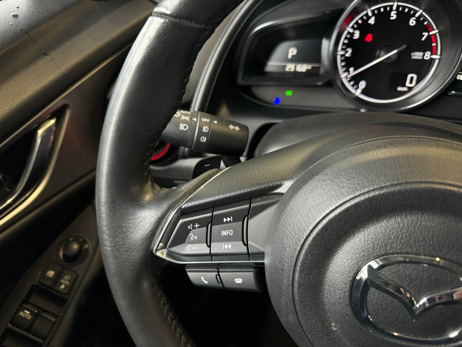 Fahrzeugabbildung Mazda CX-3 Sports-Line AWD LED NAVI RFK