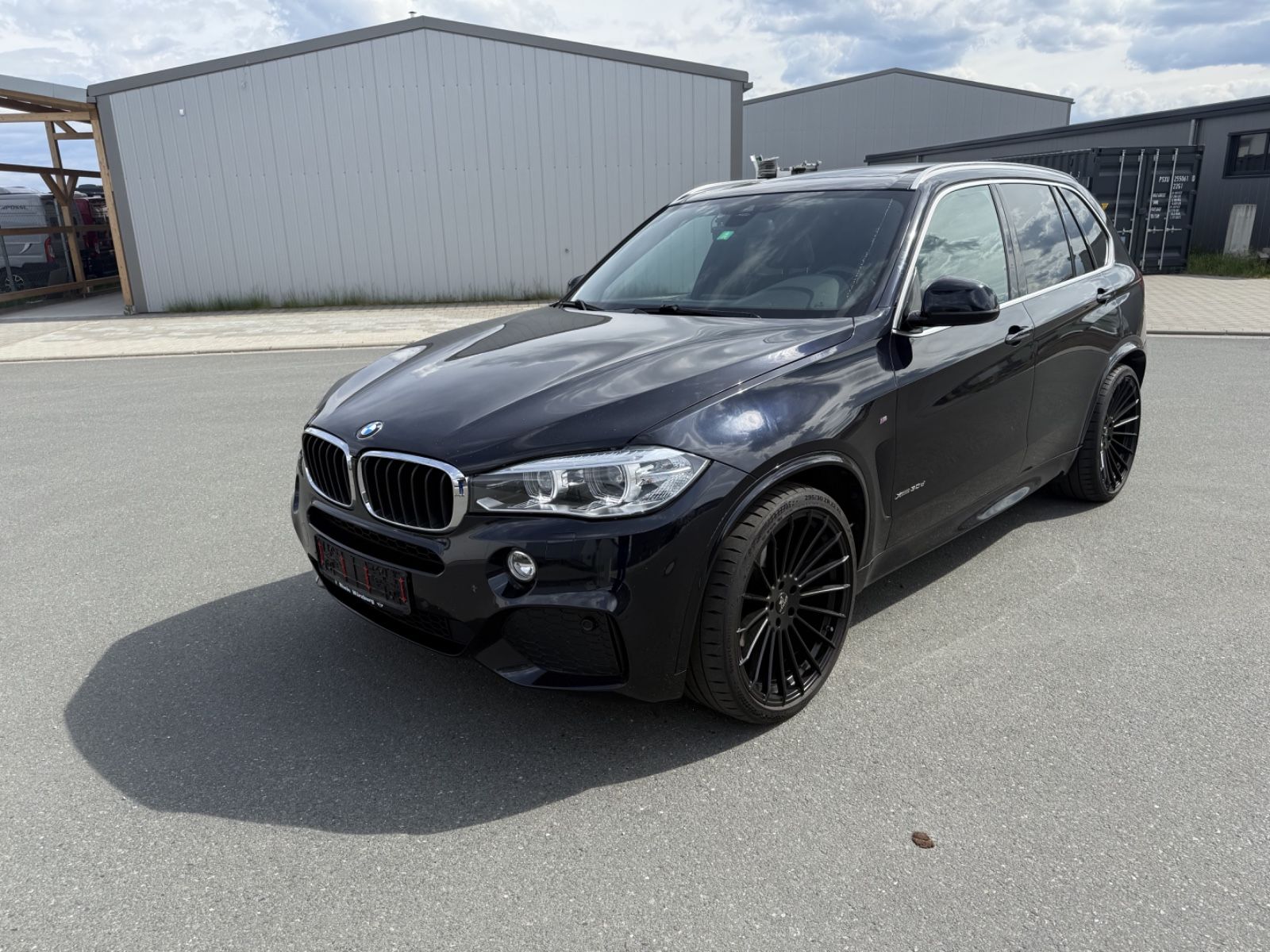 BMW X5 F15 M-Paket | SHZ | HK | CarPlay | Pano | TÜV