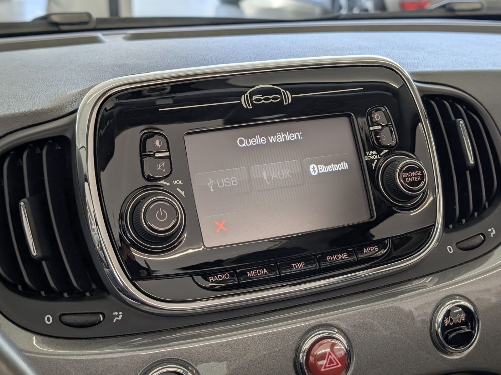 FIAT 500C  1.2 Lounge Cabrio Klima Bluetooth – Bild 25