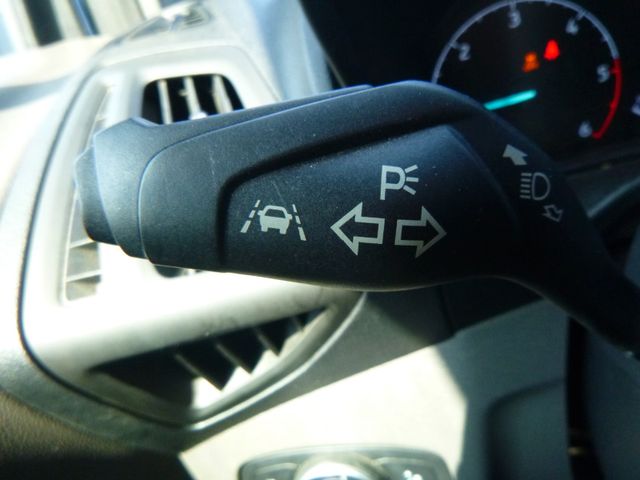 Fahrzeugabbildung Ford Transit Connect 1.5 EcoBlue >5 Sitze/PDC/TEMP<